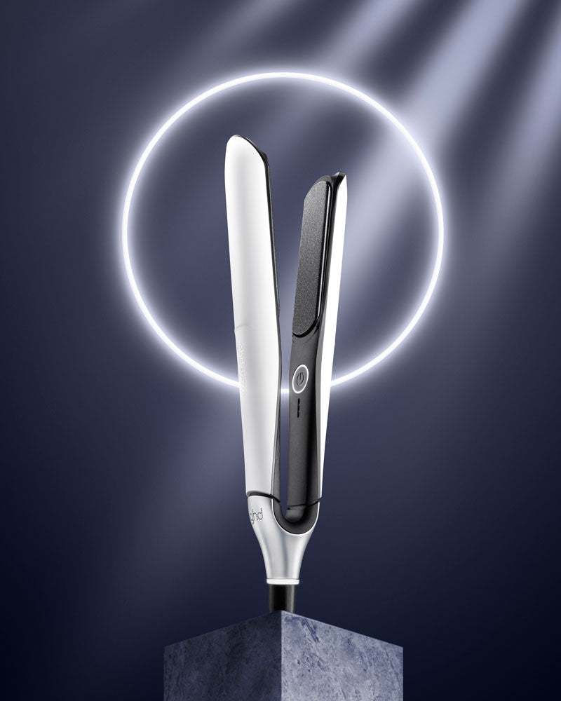 Chronos Hair Straightener in White