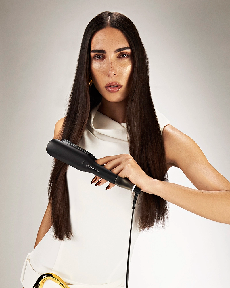 Chronos Max Hair Straightener in Black