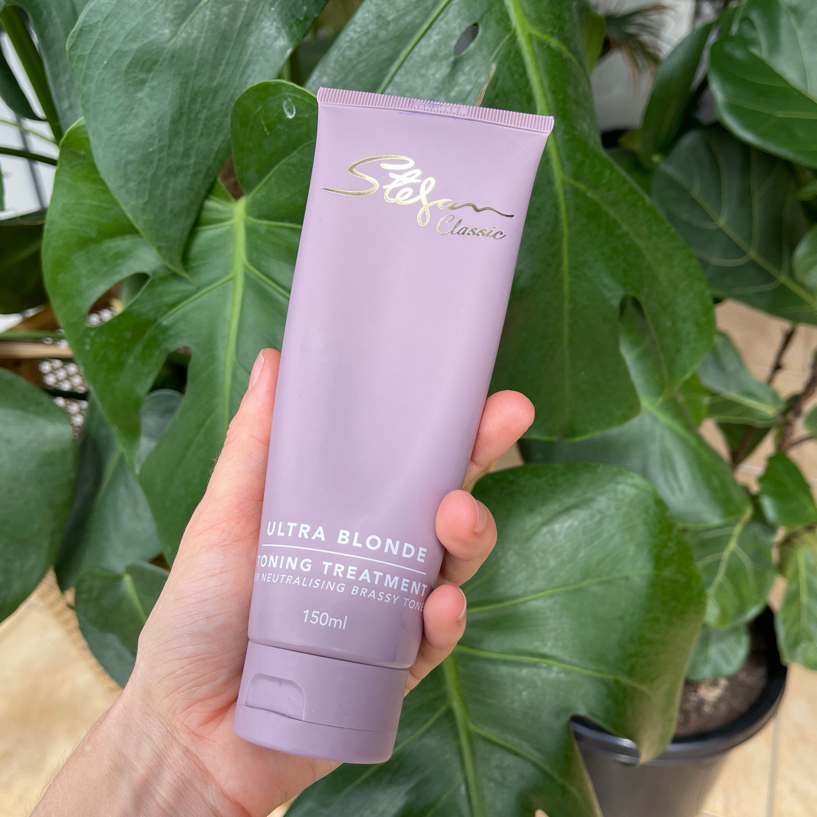 3 reasons why this blonde treatment is a stand out!